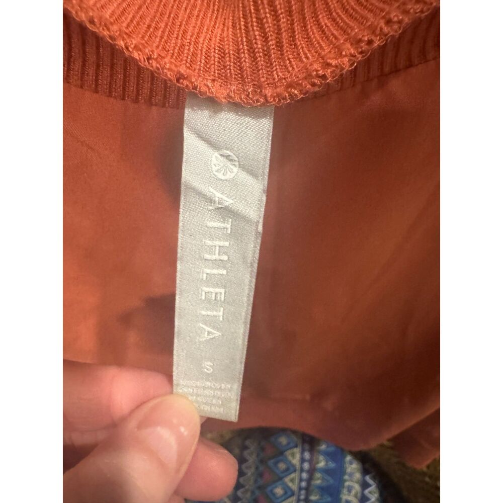 Athleta Zephyr Crop Tee-Rust-Medium